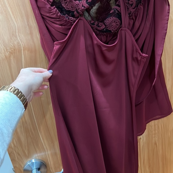 Trixxi Womens Juniors Bell Sleeves Sequined Mini Dress Red S - Picture 6 of 9